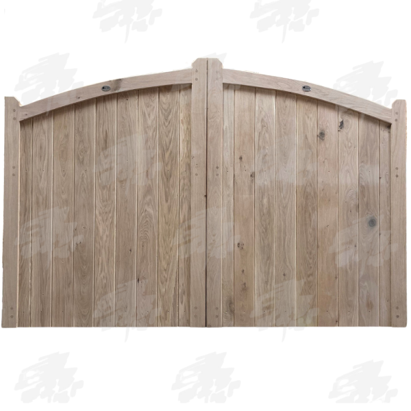 Oak Closeboard Driveway...