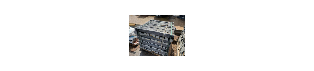 Brigstock Sawmill is on of the leading suppliers of garden supplies. We stock a wide range available for delivery throughout the UK to the trade and public.